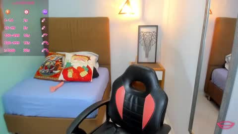 L U C Y  online show from December 5, 12:00 pm