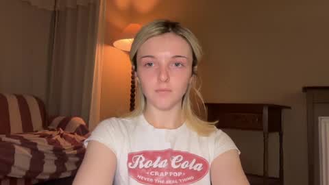 Lucy online show from April 7, 11:04 pm