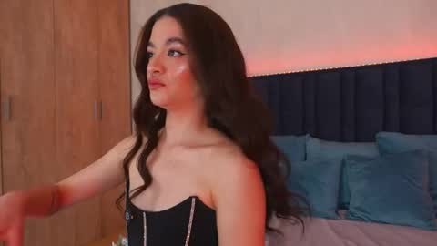 LucyDeLuca online show from April 22, 7:22 am