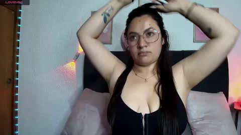 sam online show from May 28, 11:40 am
