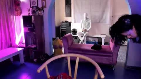 Snapshot of lucyklumm chatting on September 17, 9:49 pm MALAMOR online show from September 17, 9:49 pm