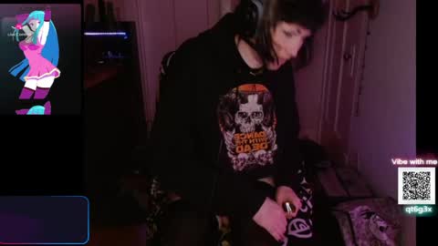 lucylascivious online show from April 30, 2:29 am