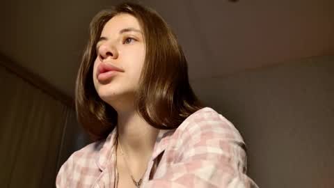 Lucy online show from March 28, 4:34 am