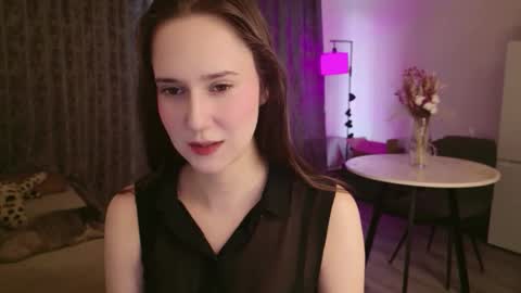 Lucy Rose online show from March 25, 6:08 am