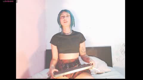 lucyrosess online show from June 24, 4:00 am