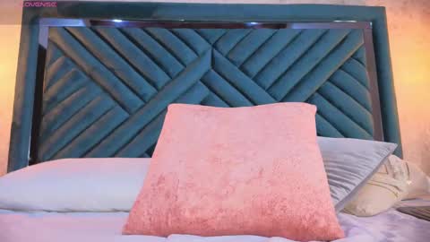 Snapshot of lucyvega4 chatting on September 26, 4:49 am Lucy online show from September 26, 4:49 am