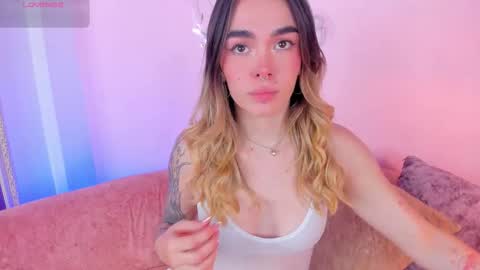 Lucy online show from October 24, 5:04 am