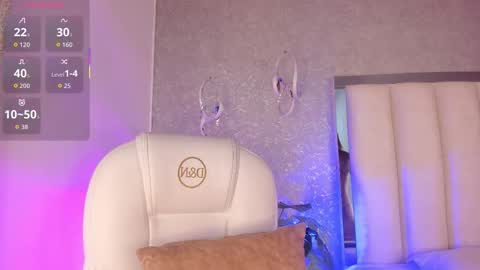 Lucy online show from November 24, 5:07 am