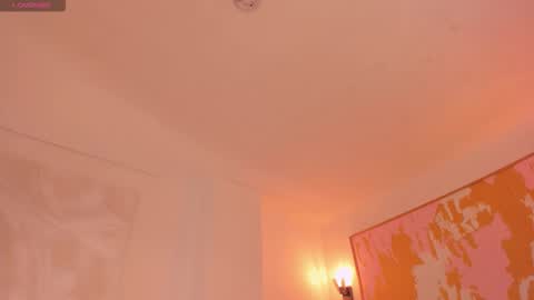 Snapshot of lucyweiss_ chatting on September 30, 8:14 pm Lucy online show from September 30, 8:14 pm