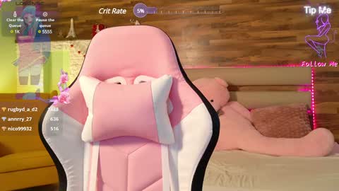 LucyWillow online show from March 2, 12:22 pm