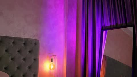 LucyWillow online show from May 18, 4:07 am