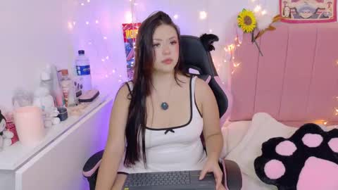 LUCYY FROM HOME  online show from March 2, 2:14 am