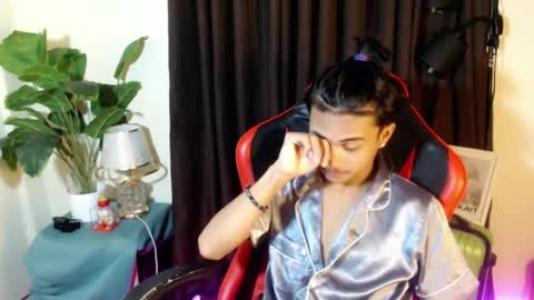 luda_69 online show from June 15, 1:02 pm