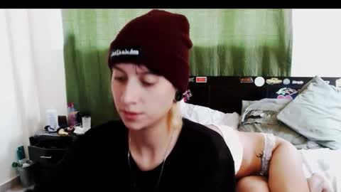 lugiiz05_ online show from November 16, 3:50 pm