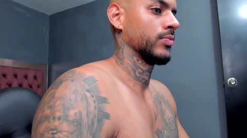 Luigi Vitale online show from January 1, 5:43 am