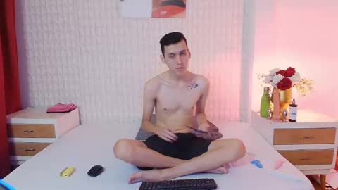 Snapshot of luigimarchetti chatting on November 9, 8:07 pm luigimarchetti online show from November 9, 8:07 pm