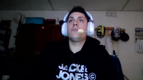 A slave to the mistress.. un esclavo para las amas dominantes. online show from February 26, 1:37 am