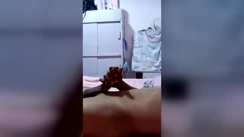 luis437428 online show from August 6, 3:41 am
