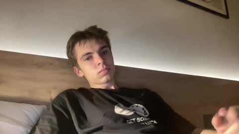 Luis online show from November 14, 4:38 pm