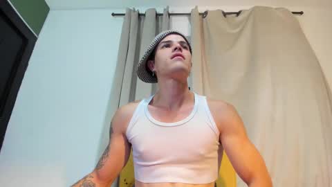 Luis AS online show from February 10, 9:58 pm