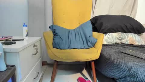 Luis AS online show from February 11, 2:02 pm