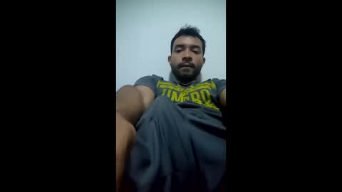 Snapshot of luis_hunk chatting on December 17, 9:04 am Andrew online show from December 17, 9:04 am