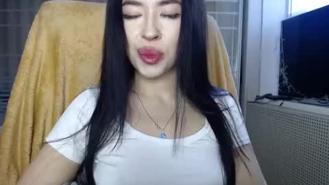 luisa lovedom online show from January 7, 10:18 am