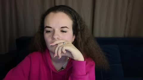 Luisa Rosee online show from February 15, 4:34 pm