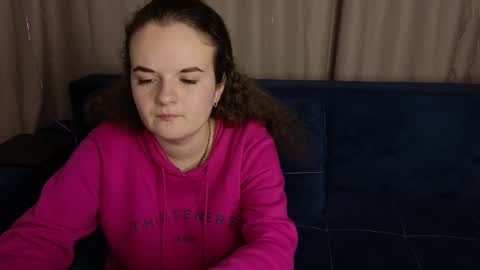 Luisa Rosee online show from February 17, 4:15 pm