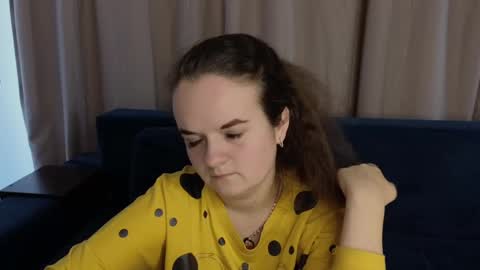 Luisa Rosee online show from February 18, 11:33 am