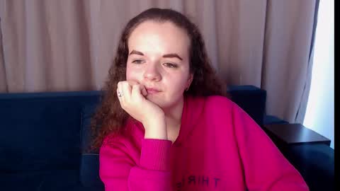 Luisa Rosee online show from February 19, 1:28 pm