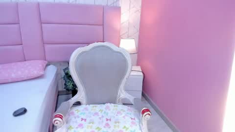 Luisa Jones online show from September 10, 1:44 pm