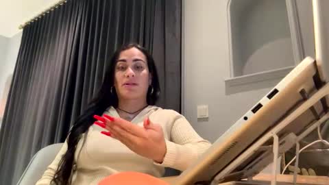 Snapshot of luisamonsterdick chatting on October 20, 8:42 pm Luisa Monsters online show from October 20, 8:42 pm