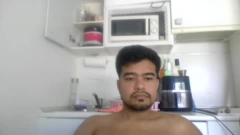 luisjose1998 online show from August 5, 10:07 am