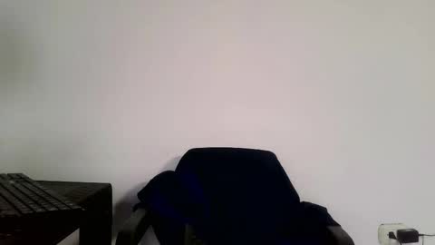 Snapshot of luisk200 chatting on February 7, 12:20 pm Luis S Kennedy online show from February 7, 12:20 pm