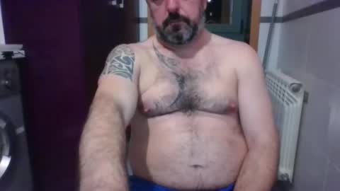 Snapshot of luison79 chatting on January 18, 5:41 am luison79 online show from January 18, 5:41 am