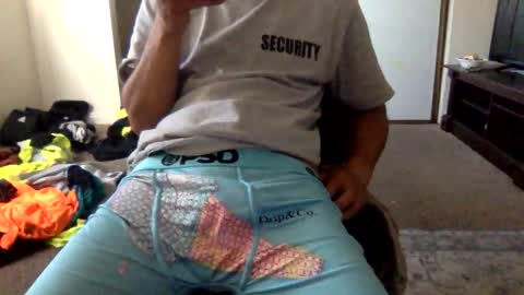 Snapshot of luisthechosen1 chatting on February 28, 12:55 am AlmightyZero online show from February 28, 12:55 am