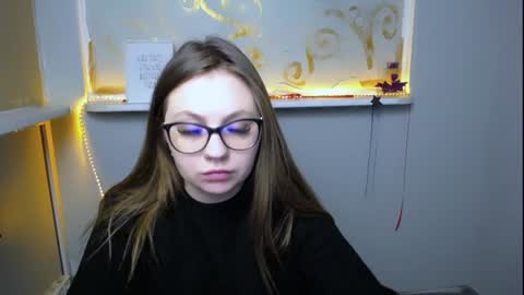 Snapshot of luizaheems_ chatting on December 23, 7:49 am Luiza online show from December 23, 7:49 am