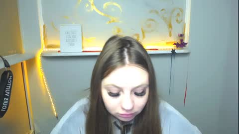 Snapshot of luizaheems_ chatting on December 29, 7:17 am Luiza online show from December 29, 7:17 am