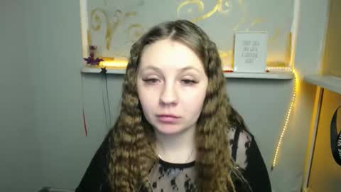 Snapshot of luizaheems_ chatting on January 13, 10:36 am Luiza online show from January 13, 10:36 am