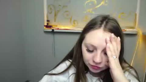 Snapshot of luizaheems_ chatting on March 4, 10:57 am Luiza online show from March 4, 10:57 am