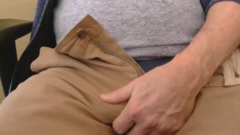 luke7711 online show from February 23, 7:33 pm