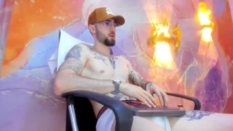 LUKE online show from January 31, 1:23 pm