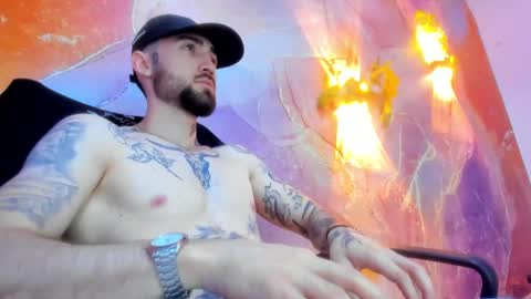 LUKE online show from February 5, 1:22 pm