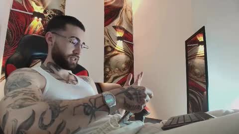 LUKE online show from December 18, 1:17 pm