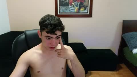 Snapshot of lukeboyce chatting on April 30, 4:41 am lukeboyce online show from April 30, 4:41 am