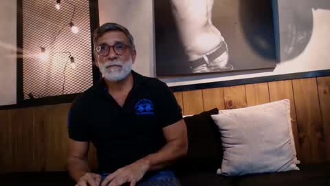 Luke Crews online show from January 28, 7:42 pm