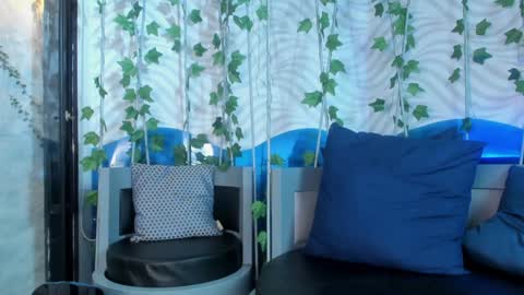 Luke Crews online show from February 8, 7:16 pm