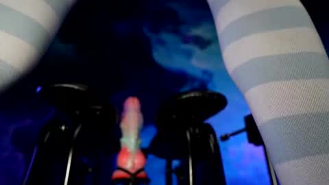 lukewilde online show from February 15, 2:15 am