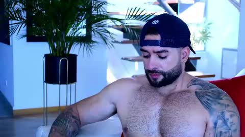 Snapshot of lukhass chatting on June 24, 7:24 pm Lukhas f4f online show from June 24, 7:24 pm